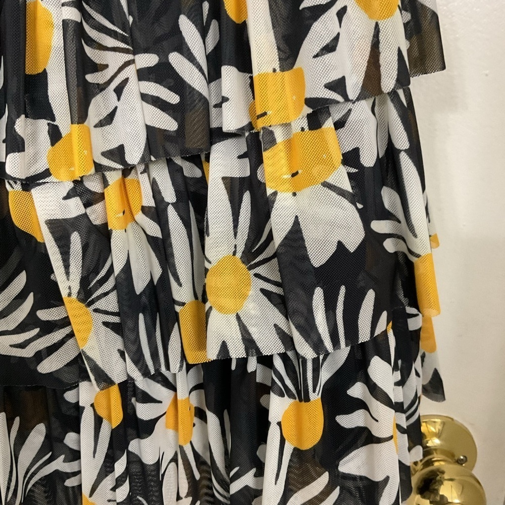 NWT ANTHROPOLOGIE Eva Franco Black and White Daisy Midi Skirt SIZE XSP - Picture 8 of 10